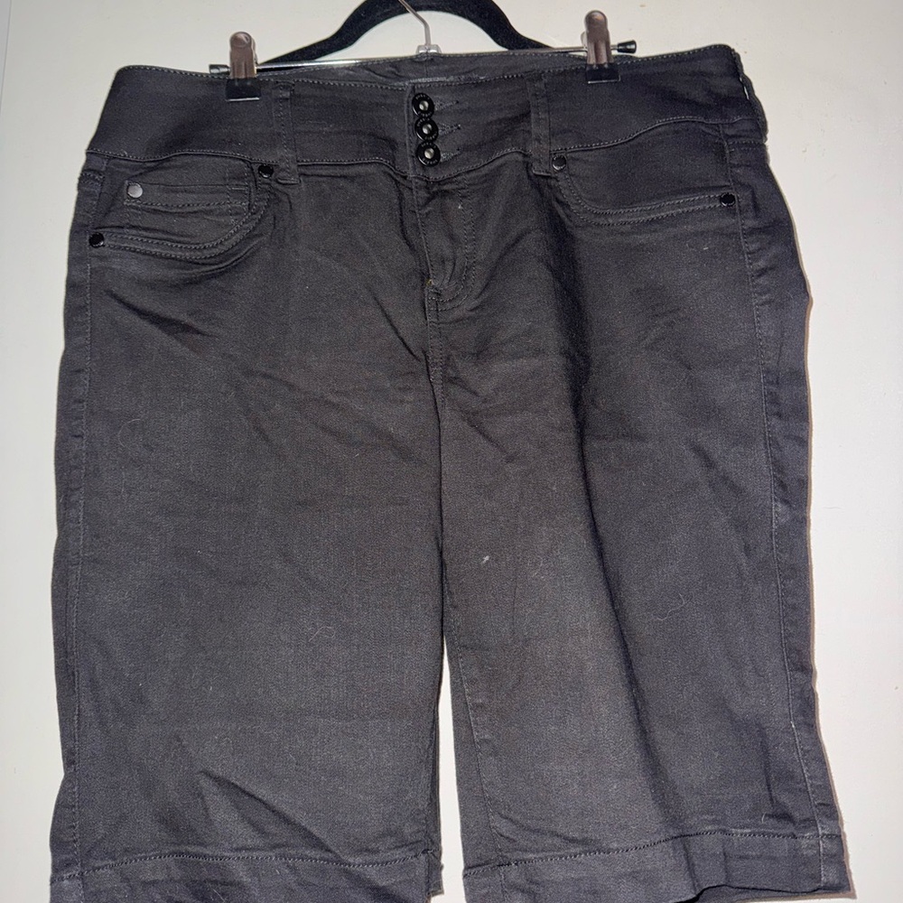 Torrid Women's Black Rinse High Rise Bermuda Jegging Shorts